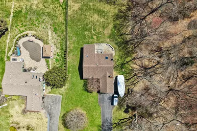 225 Bayview Avenue, East Islip, NY 11730 - Photo 37