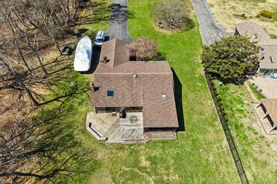 225 Bayview Avenue, East Islip, NY 11730 - Photo 43