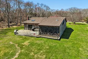 225 Bayview Ave, East Islip, NY 11730 - Photo 41