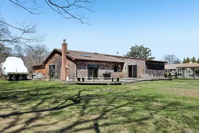 225 Bayview Avenue, East Islip, NY 11730 - Photo 31
