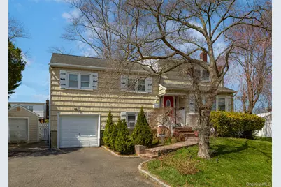 20 Gardenia Lane, Hicksville, NY 11801 - Photo 1