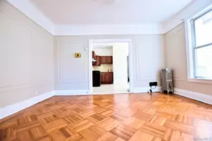18-44 21st Dr, Astoria, NY 11105 - Photo 7
