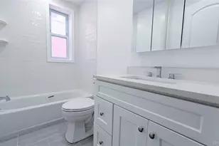 18-44 21st Dr, Astoria, NY 11105 - Photo 17