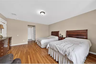 9 Maple Avenue, Bloomingburg, NY 12721 - Photo 25