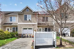 9 Maple Ave, Bloomingburg, NY 12721 - Photo 1