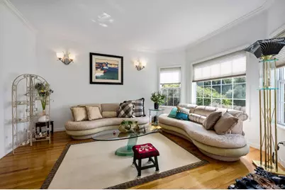21 Central Court, Carle Place, NY 11514 - Photo 9
