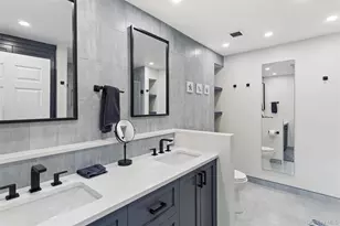 260 W Broadway, Long Beach, NY 11561 - Photo 15