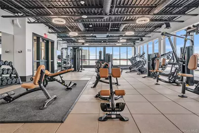 101 Searing Avenue #502, Mineola, NY 11501 - Photo 5