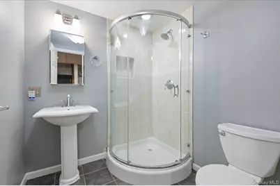 78 Beechwood Avenue, Port Washington, NY 11050 - Photo 25
