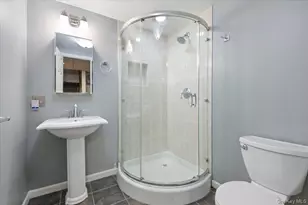 78 Beechwood Ave, Port Washington, NY 11050 - Photo 25