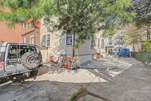 87-15 58th Ave, Elmhurst, NY 11373 - Photo 23