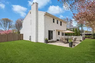 38 Memorial Blvd, East Moriches, NY 11940 - Photo 21