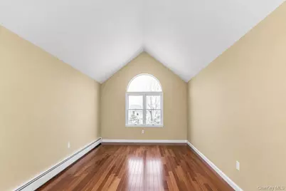 38 Memorial Boulevard, East Moriches, NY 11940 - Photo 11