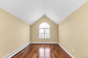 38 Memorial Blvd, East Moriches, NY 11940 - Photo 11