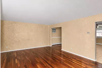 38 Memorial Boulevard, East Moriches, NY 11940 - Photo 5