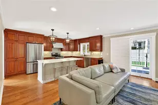 228 Sarles Ln, Pleasantville, NY 10570 - Photo 9