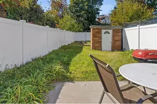 102-34 187th St, Hollis, NY 11423 - Photo 3