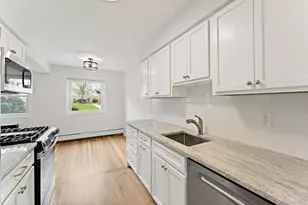 23 Normandy Village, Nanuet, NY 10954 - Photo 3