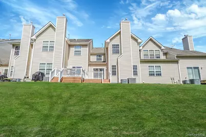 23 Cranberry Circle, Medford, NY 11763 - Photo 33