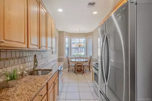 23 Cranberry Cir, Medford, NY 11763 - Photo 11