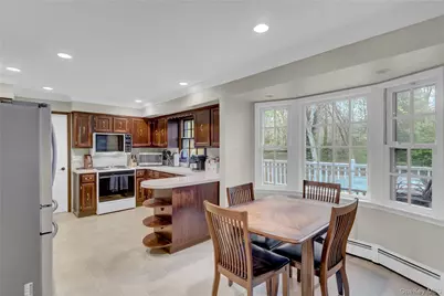 34 Hemingway Drive, Dix Hills, NY 11746 - Photo 9