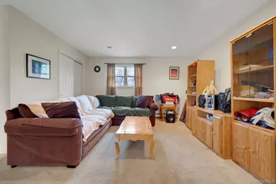 6 Foxwood Lane, Thornwood, NY 10594 - Photo 15