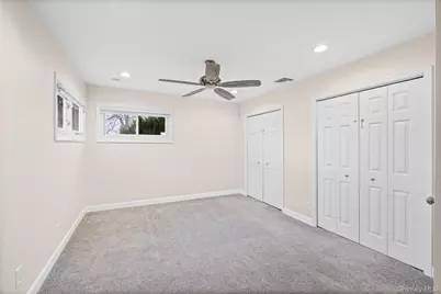 1091 Gardiner Drive, Bay Shore, NY 11706 - Photo 21