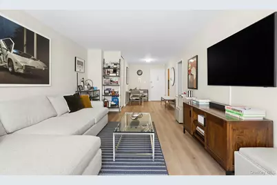 130 E 18th Street #10V, New York, NY 10003 - Photo 3