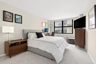 130 E 18th St, New York, NY 10003 - Photo 5