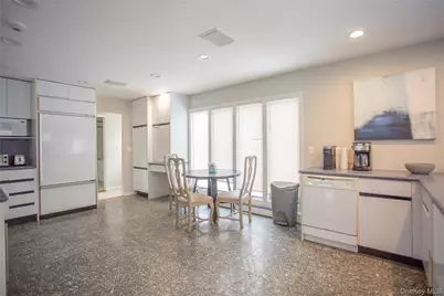 9 Kensington Street, Long Beach, NY 11561 - Photo 7
