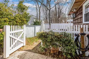 167 Robinwood Dr, Shirley, NY 11967 - Photo 11