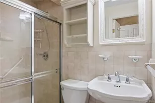 44 Magnolia St, Westbury, NY 11590 - Photo 11