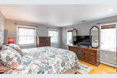 148 Lake Road, Valley Cottage, NY 10989 - Photo 21