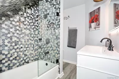 17 1st Avenue, Unionville, NY 12550 - Photo 23