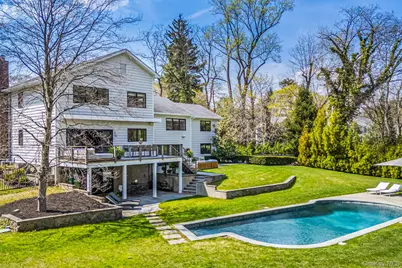 68 Brookside Drive, Manhasset, NY 11030 - Photo 31