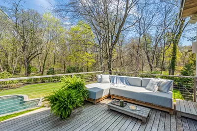 68 Brookside Drive, Manhasset, NY 11030 - Photo 27
