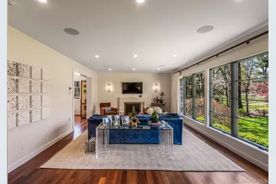 68 Brookside Drive, Manhasset, NY 11030 - Photo 5