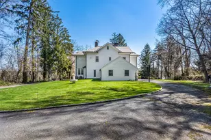 365 E Shore Rd, Great Neck, NY 11023 - Photo 37