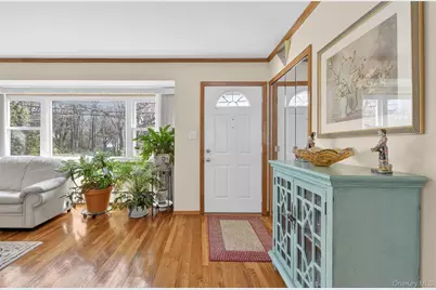 141 Cold Spring Road, Syosset, NY 11791 - Photo 3