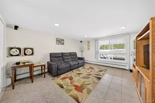 141 Cold Spring Rd, Syosset, NY 11791 - Photo 25