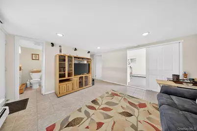 141 Cold Spring Road, Syosset, NY 11791 - Photo 27