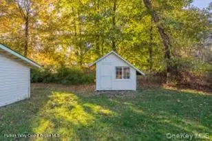 42 Dixon Ave, Woodstock, NY 12498 - Photo 27
