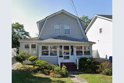 309 Franklin Avenue, Hewlett, NY 11557 - Photo 1