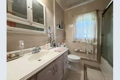 209-44 110th Avenue, Queens Village, NY 11429 - Photo 17
