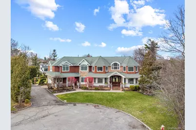 98 Swan Court, East Hills, NY 11576 - Photo 1