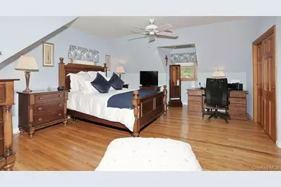 126 E Lewis Avenue, Pearl River, NY 10965 - Photo 25