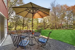 300 Chestnut Ct, Yorktown Heights, NY 10598 - Photo 25