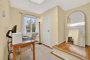 300 Chestnut Ct, Yorktown Heights, NY 10598 - Photo 13