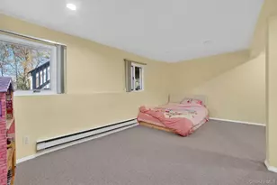 300 Chestnut Ct, Yorktown Heights, NY 10598 - Photo 29