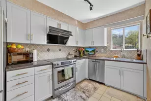 300 Chestnut Ct, Yorktown Heights, NY 10598 - Photo 11